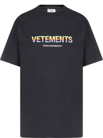 VETEMENTS T-shirt