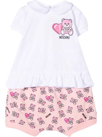 Moschino Outfit