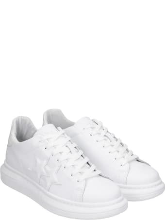 2Star Sneakers In White Leather