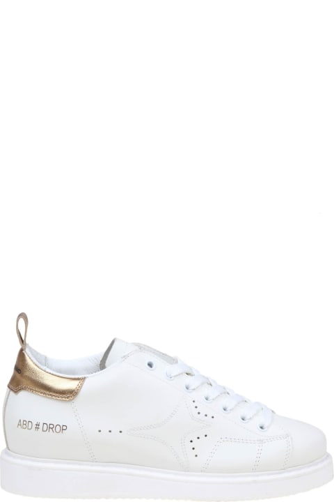 ウィメンズ AMA-BRANDのシューズ AMA-BRAND White And Gold Leather Sneakers