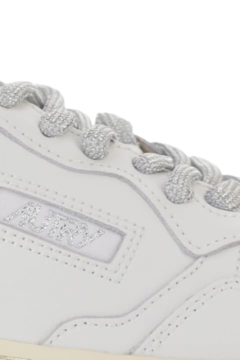 Autry Medialist Low Leather Sneakers