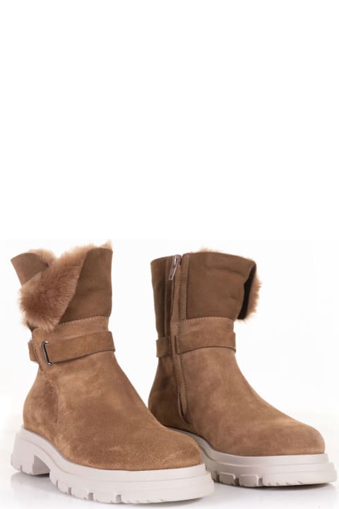 Suede Ankle Boot With Zip And Fur