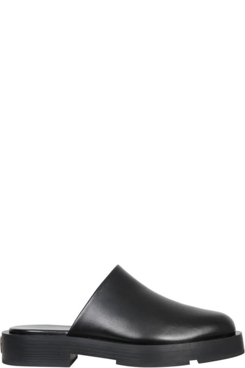 ウィメンズ新着アイテム Givenchy 4g Plaque Square-toe Mules