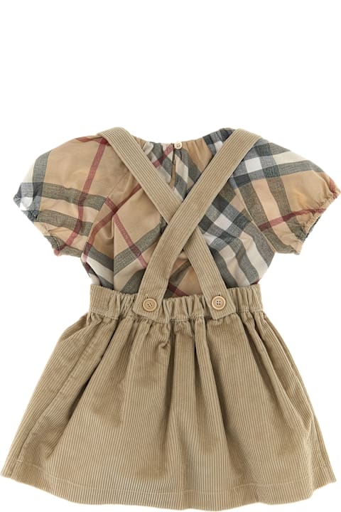 Burberryのベビーガールズ Burberry Three-piece Baby Set