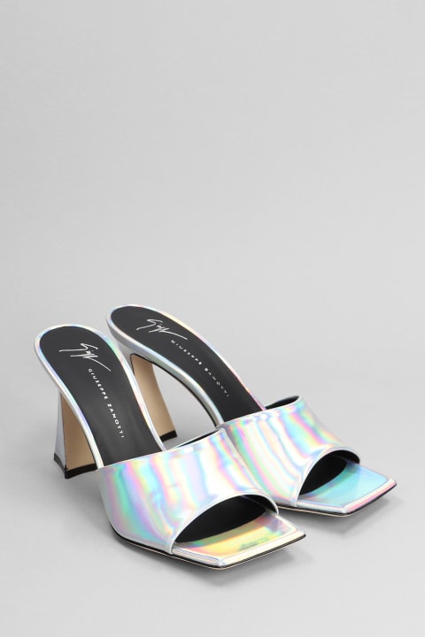 Giuseppe Zanotti Flat Shoes for Women Giuseppe Zanotti Kezia Slipper-mule In Silver Patent Leather