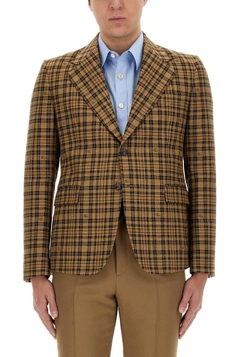 آخر صيحات الموضة من القسم الرجالي Gucci Checkered Button-up Jacket
