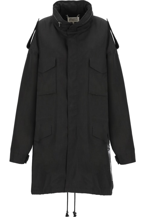 メンズ Maison Margielaのコート＆ジャケット Maison Margiela High-neck Oversized Logo Raincoat