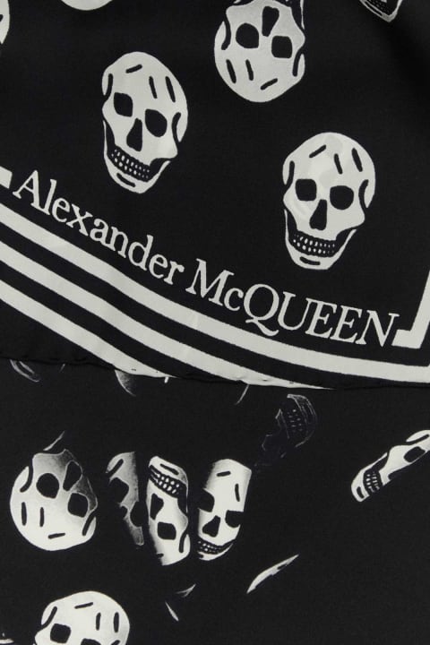 メンズ Alexander McQueenのスカーフ Alexander McQueen Printed Satin Foulard