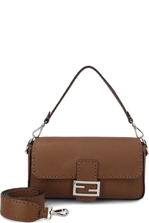 ウィメンズ Fendiのバッグ Fendi Medium Iconic Baguette Bag