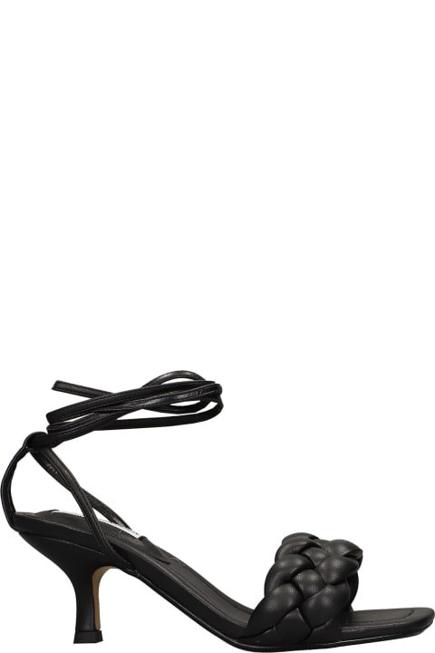Alannis Sandals In Black Leather