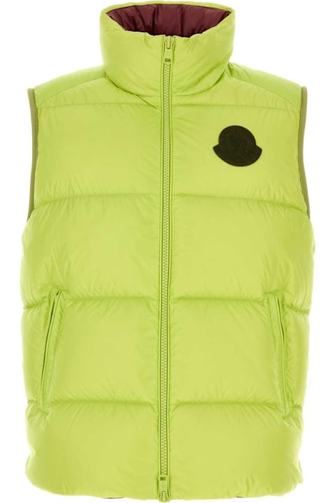 آخر صيحات الموضة من القسم الرجالي Moncler Fluo Yellow Nylon Sumido Down Jacket