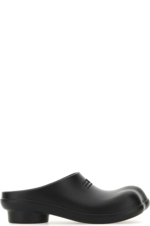 MM6 Maison Margiela Flat Shoes for Women MM6 Maison Margiela Black Rubber Slippers