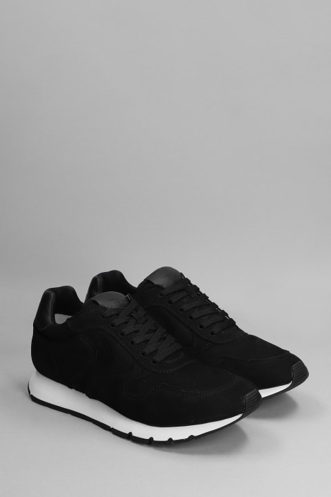 Liam Pump Sneakers In Black Nubuck