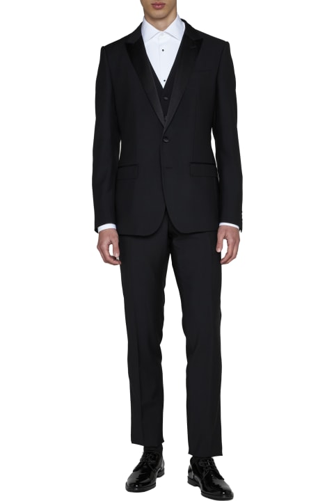 Suit