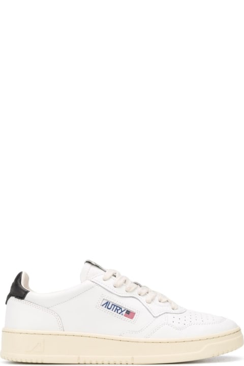 Homeware Autry 'medalist Low' White Sneakers With Contrasting Heel Tab In Leather Man