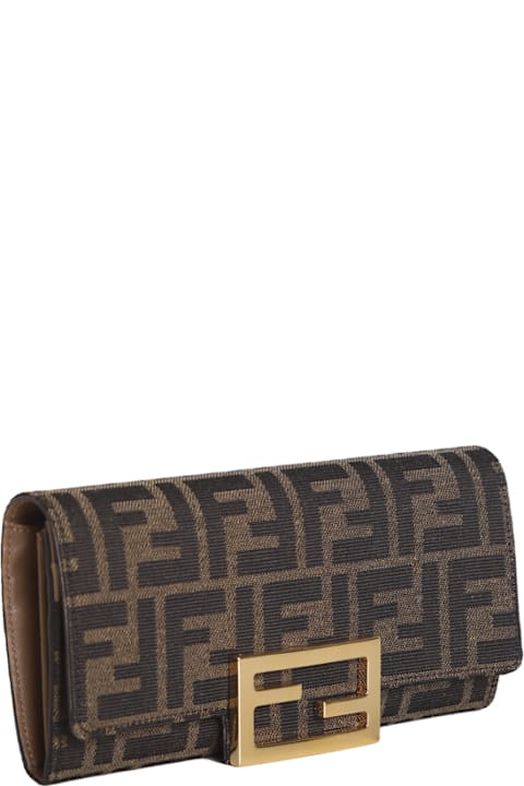 Accessories for Women Fendi Baguette Continental Wallet