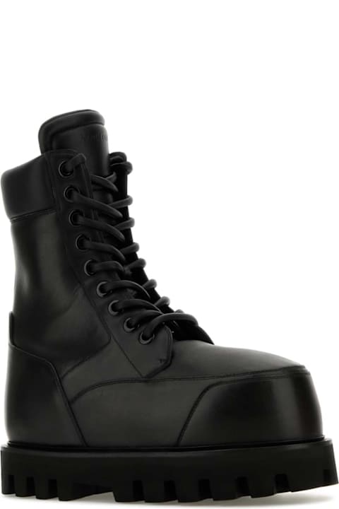 Alexander McQueen أحذية لـ القسم الرجالي Alexander McQueen Black Leather Ankle Boots