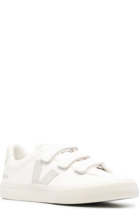 Fashion for Women Veja Sneaker