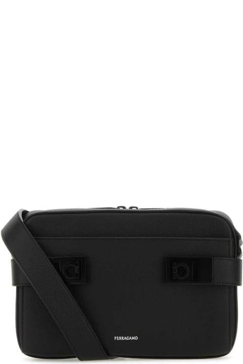 メンズ Ferragamoのショルダーバッグ Ferragamo Black Leather Crossbody Bag