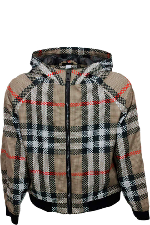 Sale for Girls Burberry Lightweight Windproof Jacket In Technical Fabric With Hood And Zip Closure In Burberry New Check