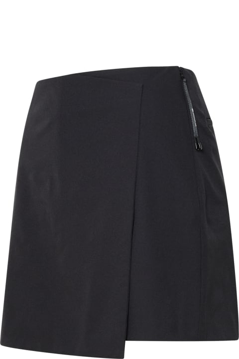 ウィメンズ Monclerのパンツ＆ショーツ Moncler Black Polyester Blend Shorts