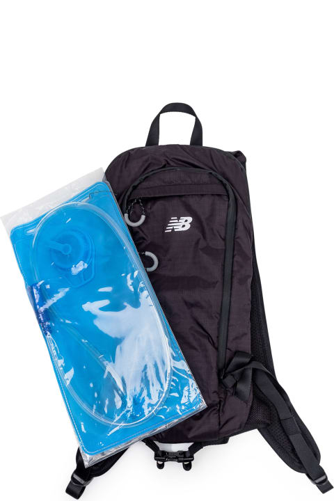 メンズ New Balanceのバックパック New Balance Hydratation Backpack