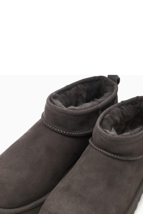 UGG W Classic Ultra Mini Ankle Boots