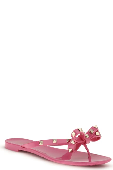 Valentino Garavani Pm Thong Rockstud Sandal