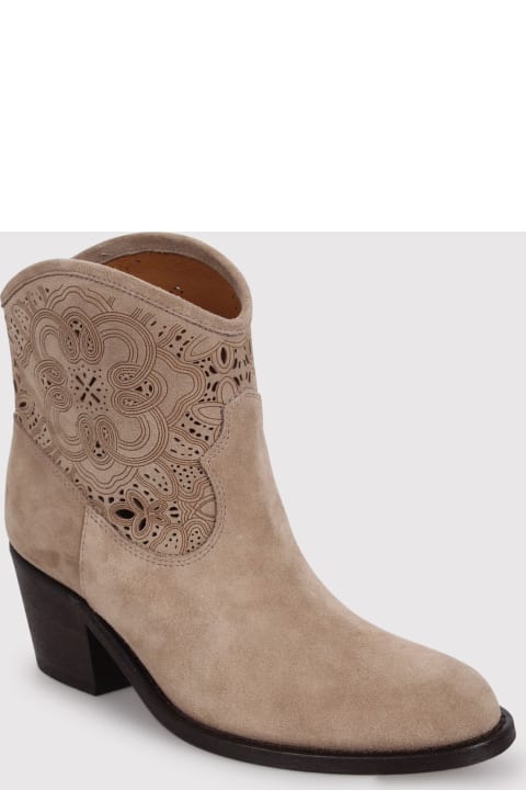 Boots for Women Via Roma 15 Via Roma 15 Perforated Boot With Internal Wedge