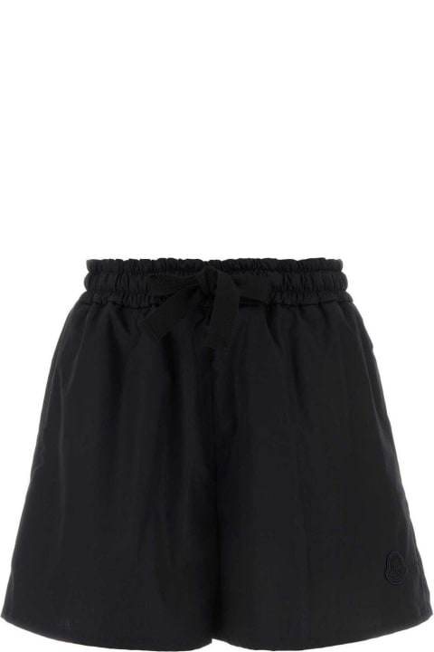 Moncler Womenのセール Moncler Logo Patch Drawstring Shorts