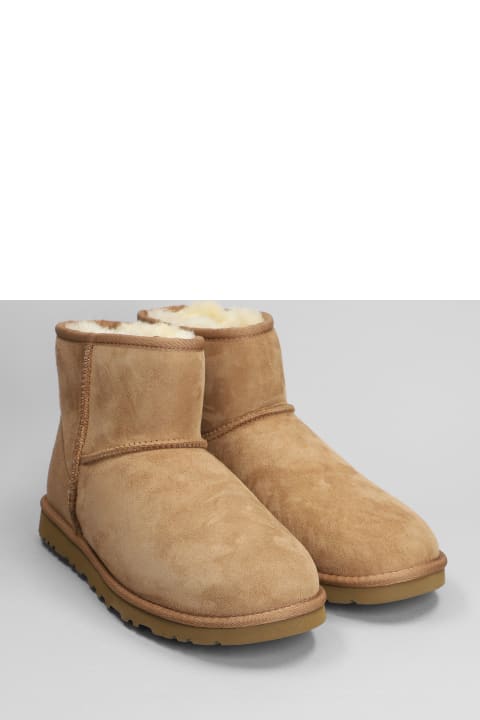 Homeware UGG Classic Mini Low Heels Ankle Boots In Leather Color Suede
