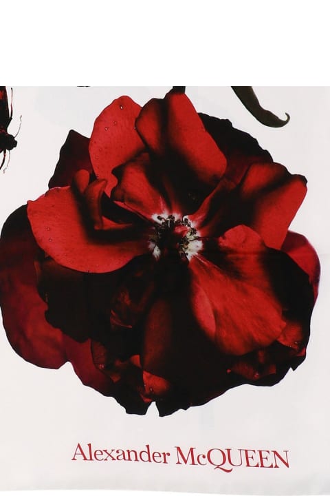 ウィメンズ新着アイテム Alexander McQueen Logo Detailed Rose Printed Scarf