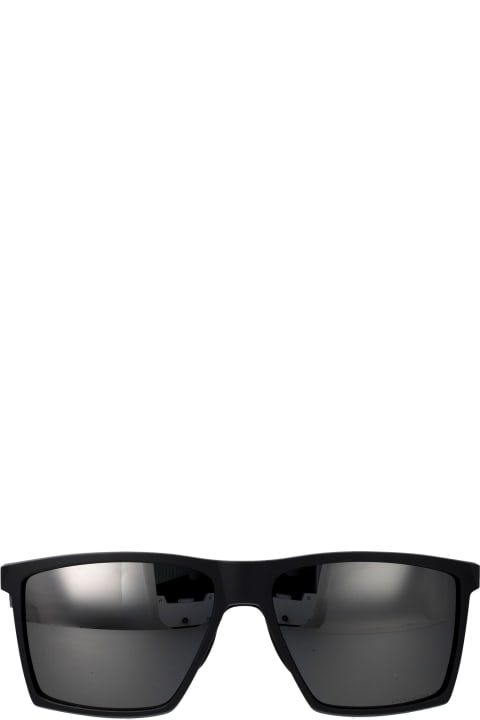 Oakley نظارات لـ القسم الرجالي Oakley Futurity Sun Sunglasses