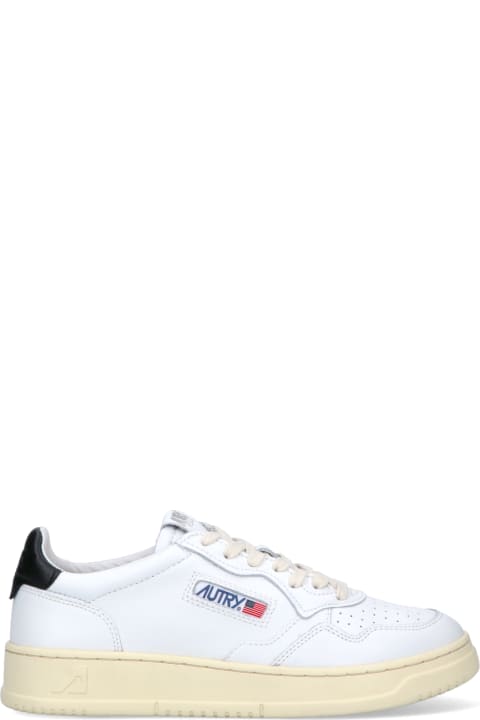Autry for Men Autry Medalist Low Sneakers In White And Black Leather