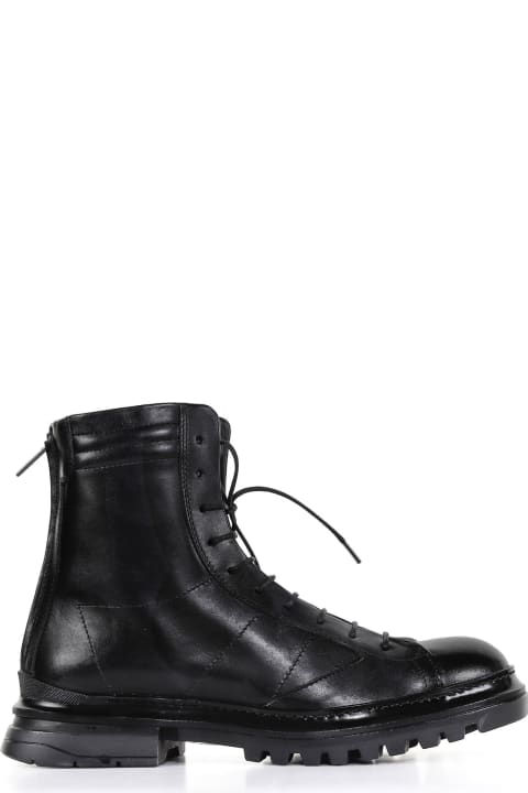 Ankle Boot In Leather With Laces