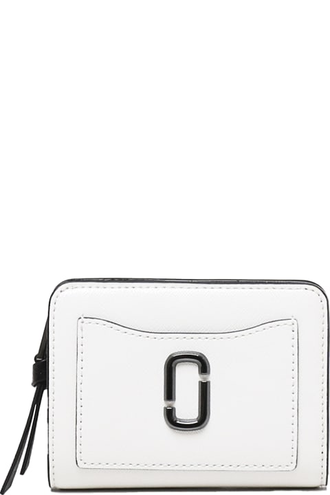 Clutches for Women Marc Jacobs The Utility Snapshot Leather Wallet