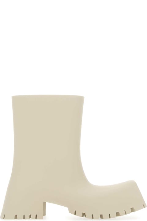 Fashion for Men Balenciaga Ivory Rubber Trooper Boots