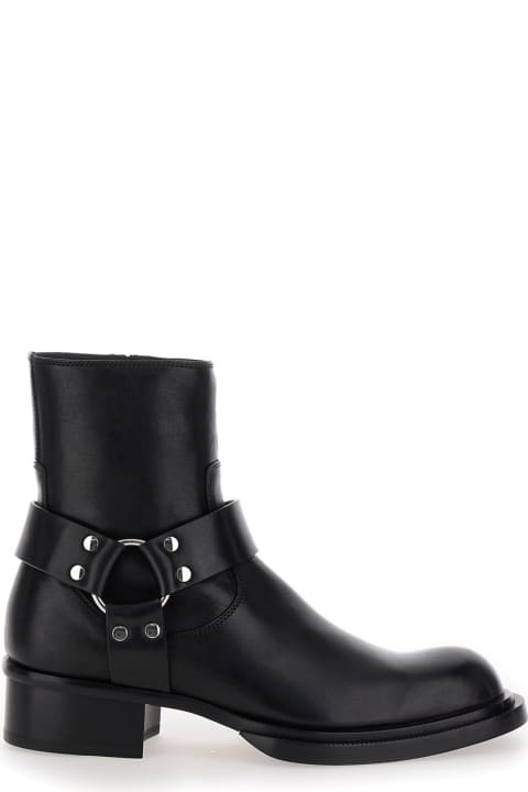 メンズ Alexander McQueenのブーツ Alexander McQueen Black Ankle Boots With Harness Detail In Leather Man