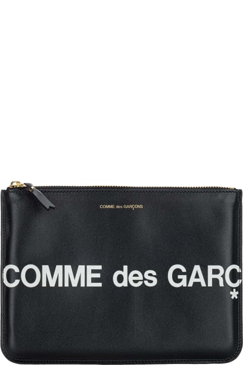 ウィメンズ新着アイテム Comme des Garçons Wallet Huge Logo Print Pouch