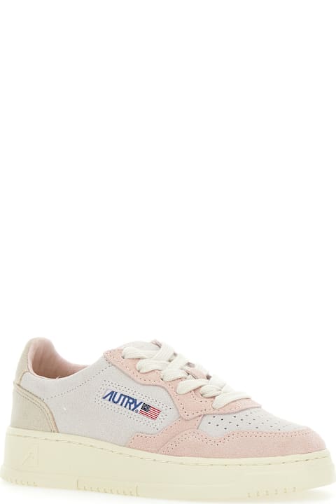 Homeware Autry 
medalist
 Pink Low Top Sneakers With Logo Patch On The Side And Perforated Panels In Leather Girl