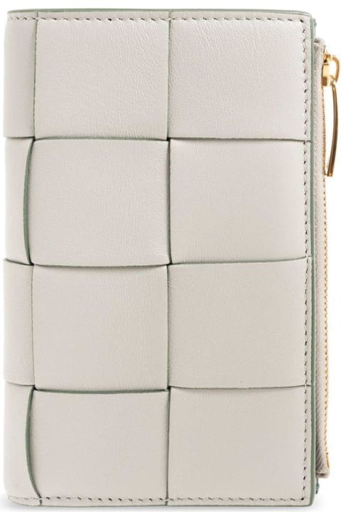 Wallets for Women Bottega Veneta Intreccio Zipped Wallet