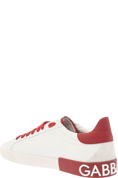 メンズ Dolce & Gabbanaのスニーカー Dolce & Gabbana 'portofino' White And Red Low Top Sneakers With Logo Patch In Leather Man