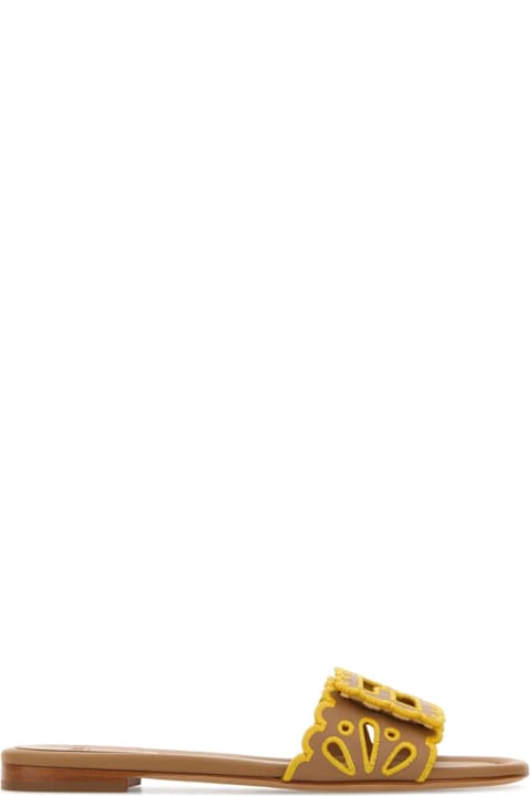 Fendi Camel Leather Baguette Slippers