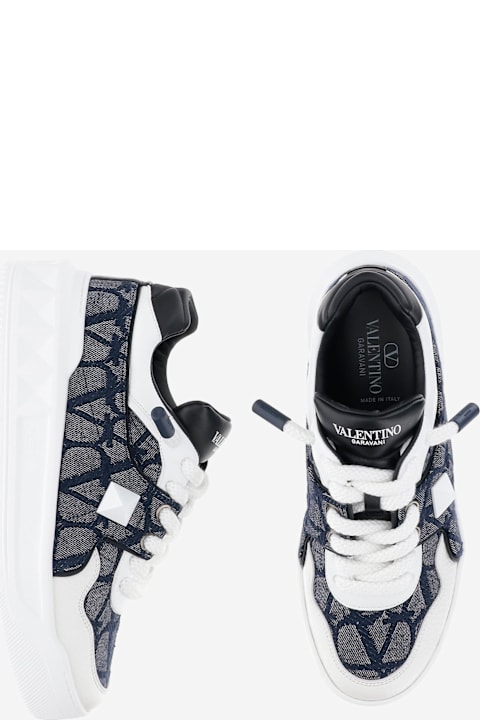 Shoes for Men Valentino Garavani Low-top One Stud Xl Sneakers In Nappa Leather And Jacquard Fabric Toile Iconographe With Denim Effect