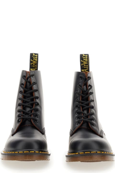 Boots for Women Dr. Martens Boot 1460 Vintage