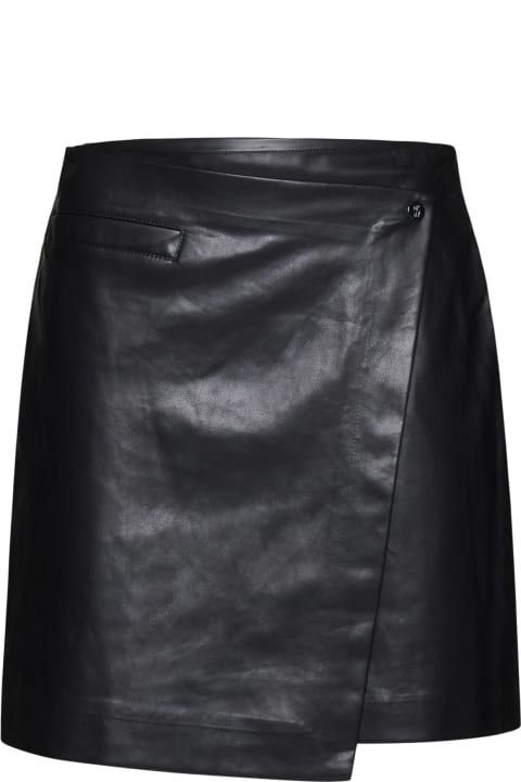 ウィメンズ新着アイテム DKNY Skirt