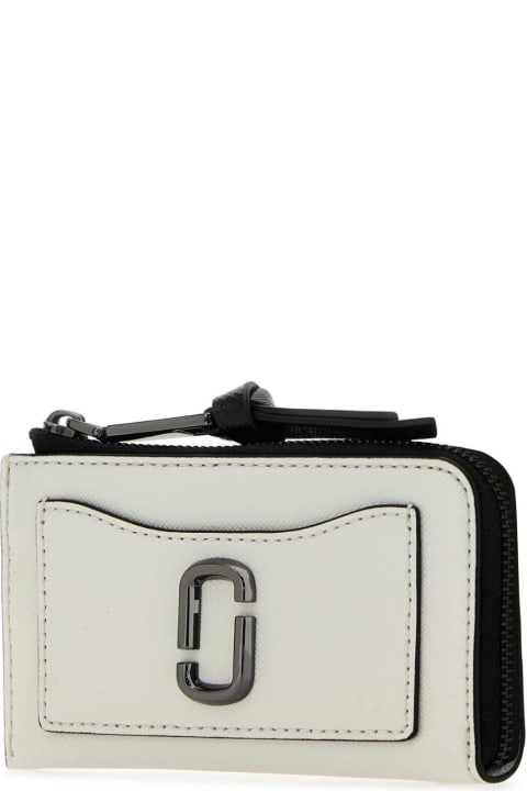 ウィメンズ新着アイテム Marc Jacobs White Leather Utility Snapshot Wallet