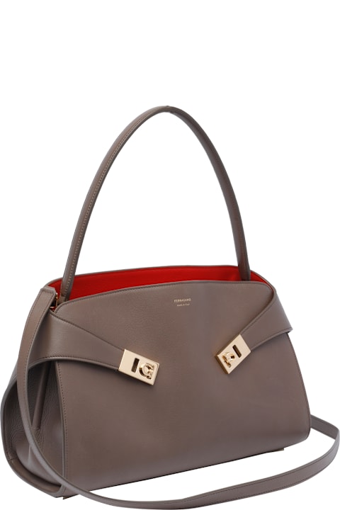 Homeware Ferragamo Small Hug Shoulder Bag