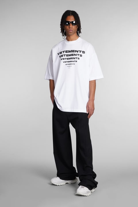 VETEMENTS Men VETEMENTS T-shirt In White Cotton