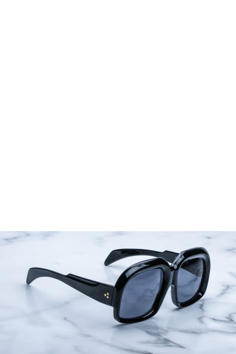 Euphoria Vandella - Black Sunglasses